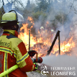 Gartenh&uuml;tte in Vollbrand